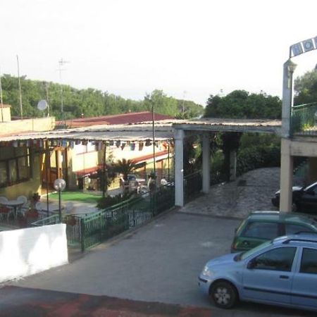 Hotel Cavour Σορέντο Εξωτερικό φωτογραφία