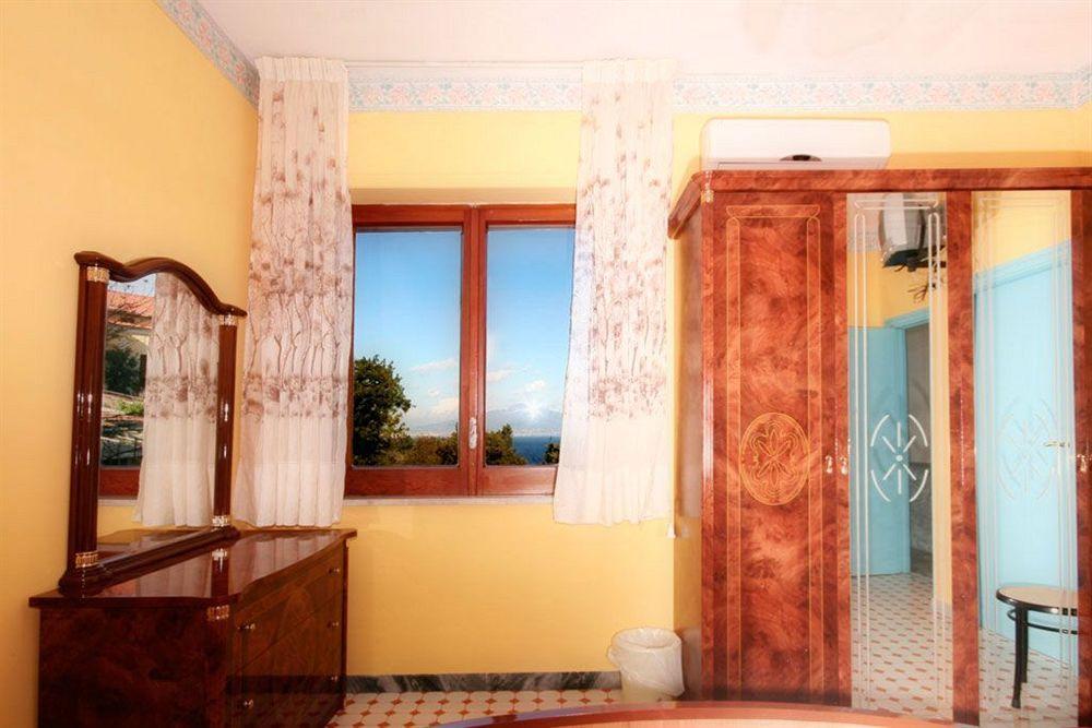 Hotel Cavour Σορέντο Εξωτερικό φωτογραφία