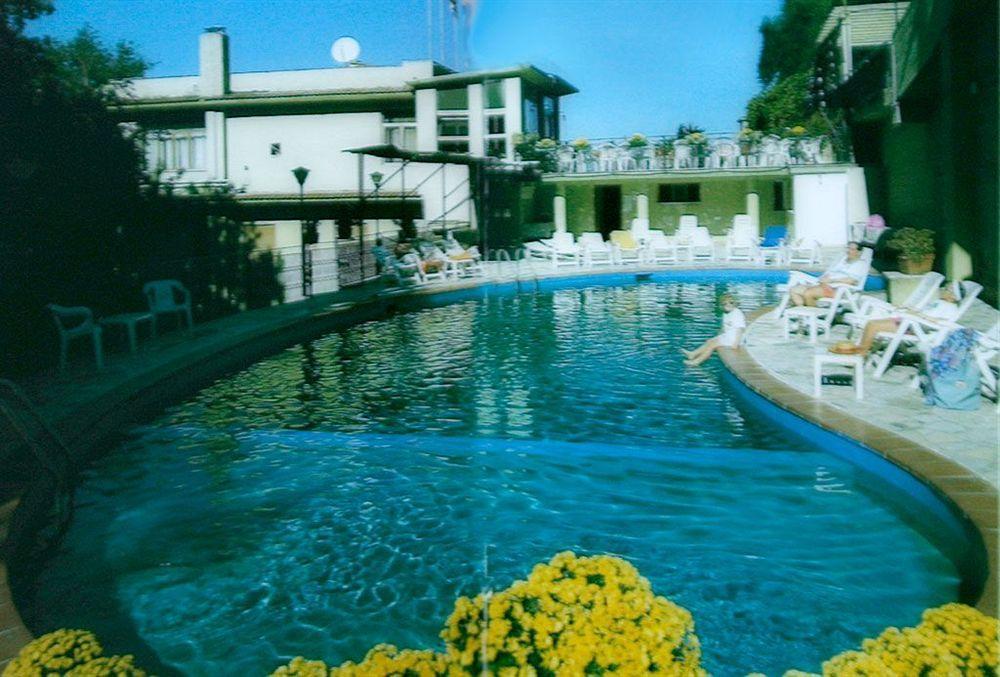 Hotel Cavour Σορέντο Εξωτερικό φωτογραφία