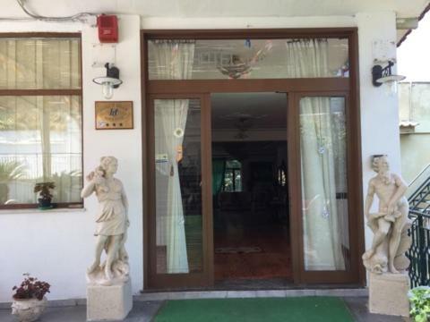 Hotel Cavour Σορέντο Εξωτερικό φωτογραφία
